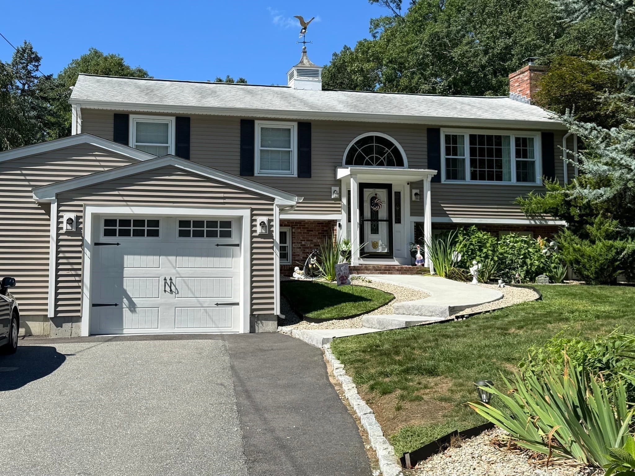 179 Slocum Road, Dartmouth MA 02747