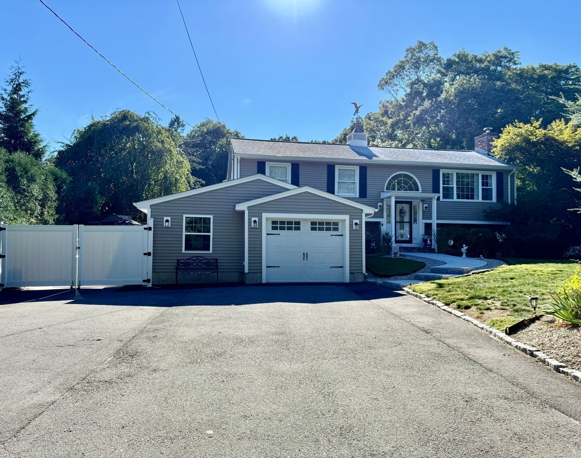 Single Family Residence at 179 Slocum Road, Dartmouth MA 02747, photo 18 of 22