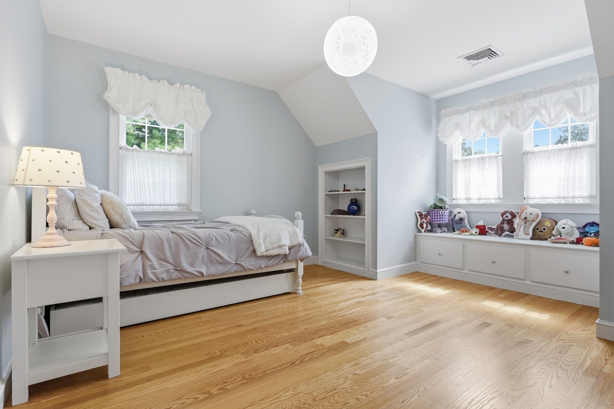 Single Family Residence at 12 Boxwood Lane, Lexington MA 02420, Lexington, photo 16 of 19
