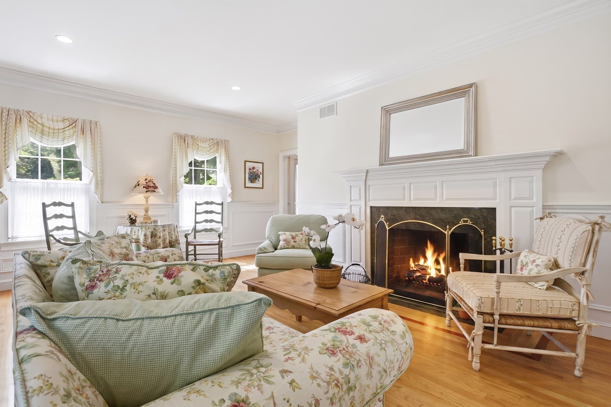 Single Family Residence at 12 Boxwood Lane, Lexington MA 02420, Lexington, photo 5 of 19