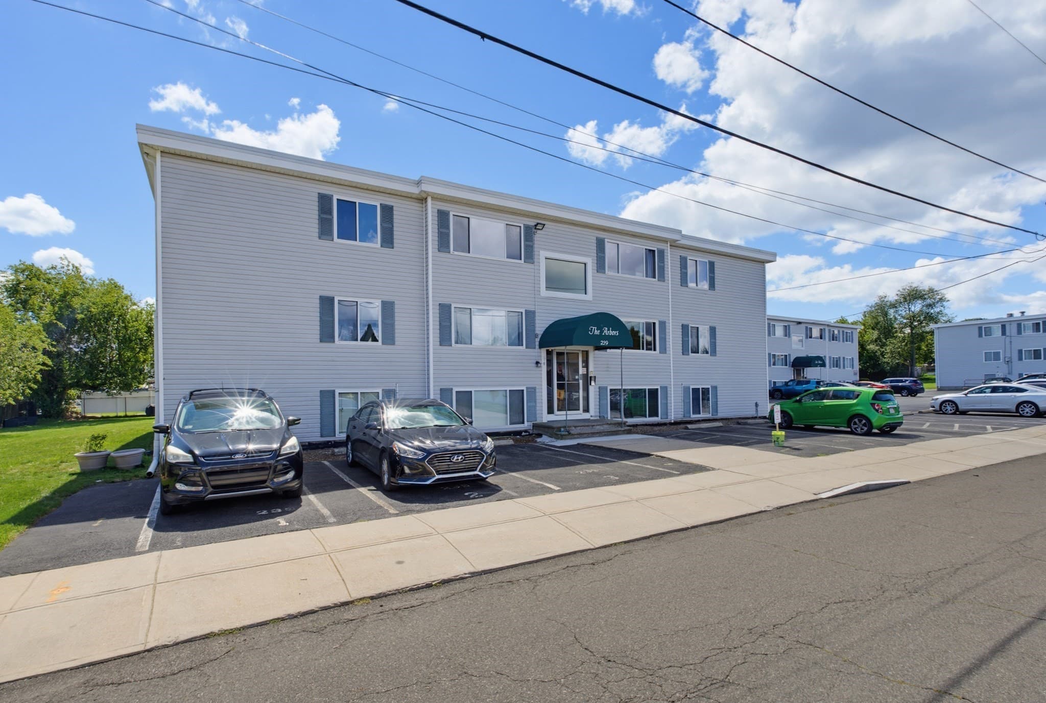 Condominium at 239 Glasgow St # 1, Fall River MA 02721, Fall River, photo 2 of 17