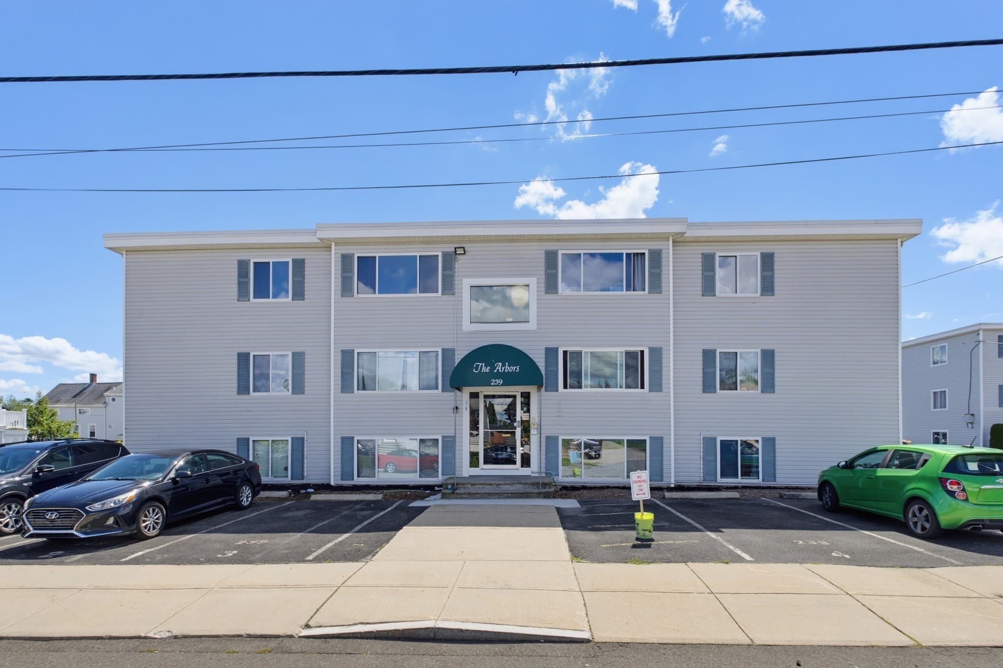 239 Glasgow St # 1, Fall River MA 02721