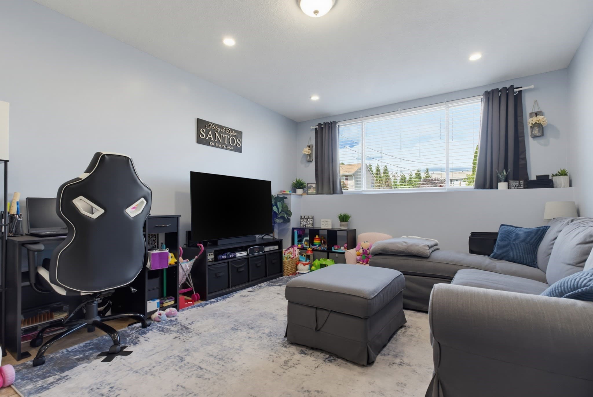 Condominium at 239 Glasgow St # 1, Fall River MA 02721, Fall River, photo 9 of 17