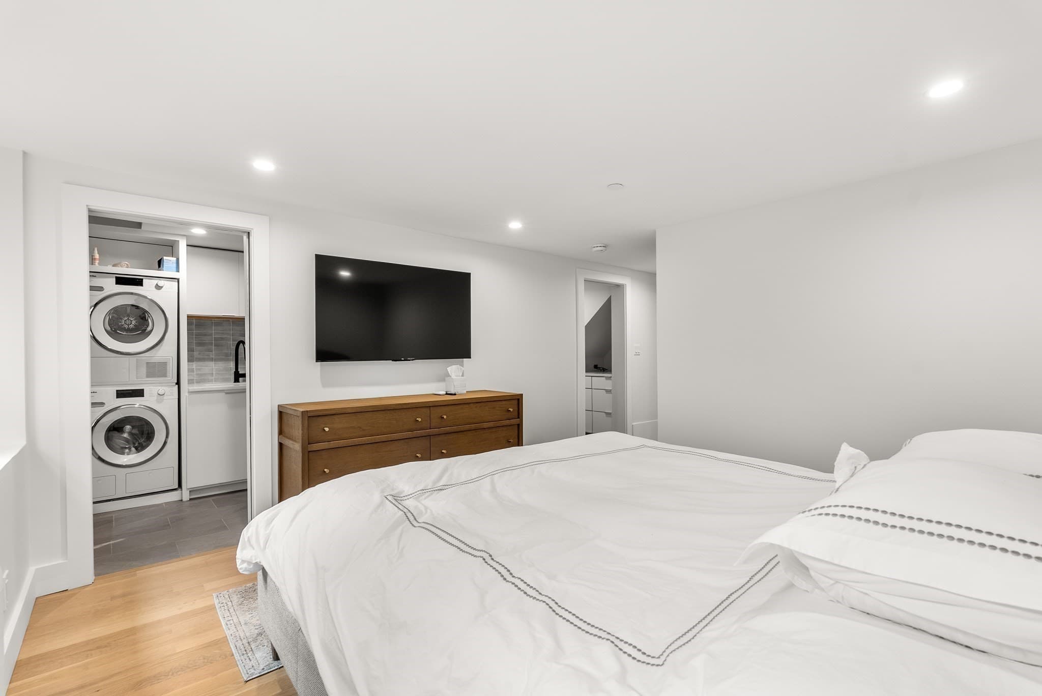 Condominium at 680 Tremont St # 1, Boston MA 02118, photo 13 of 26