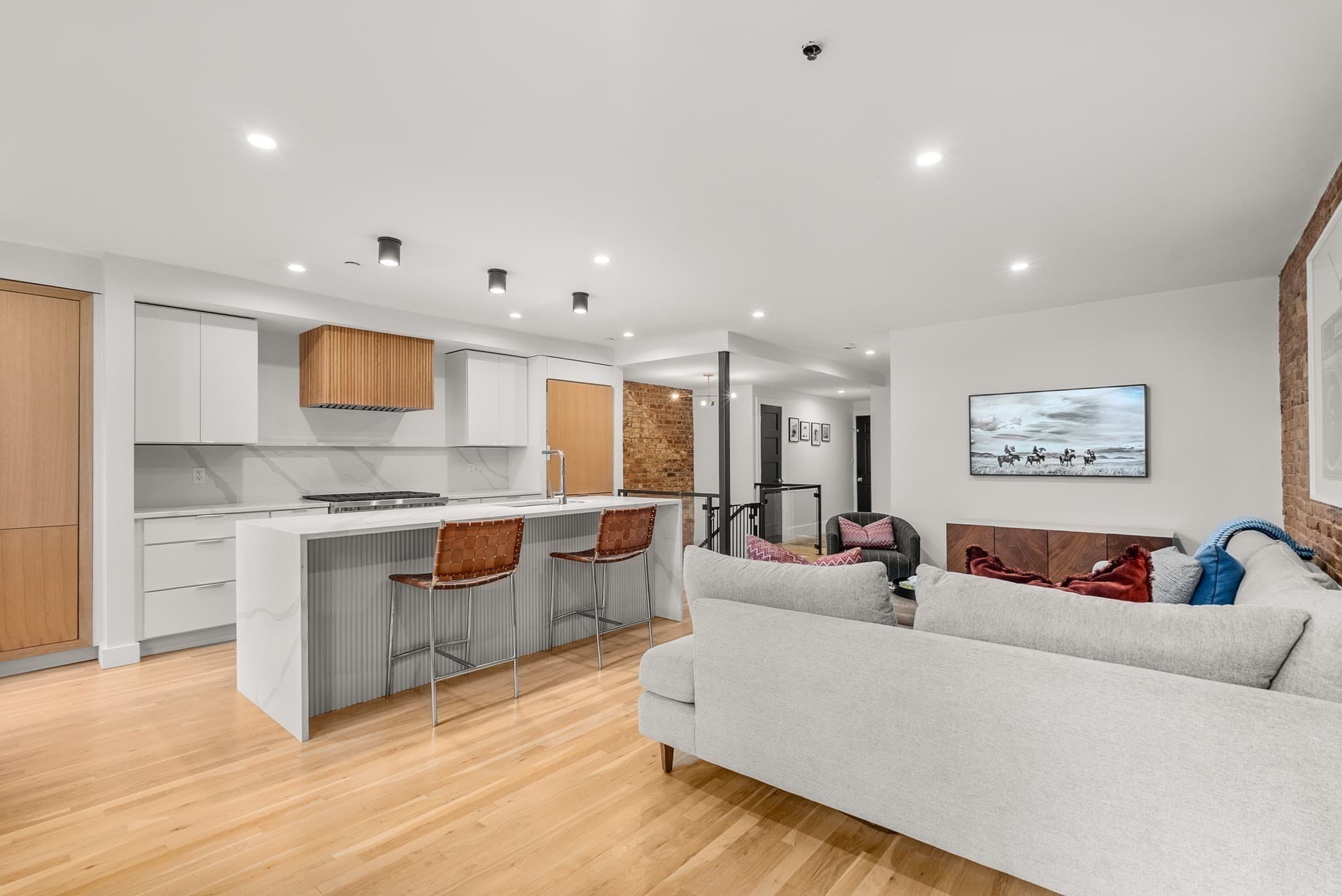 Condominium at 680 Tremont St # 1, Boston MA 02118, photo 8 of 26