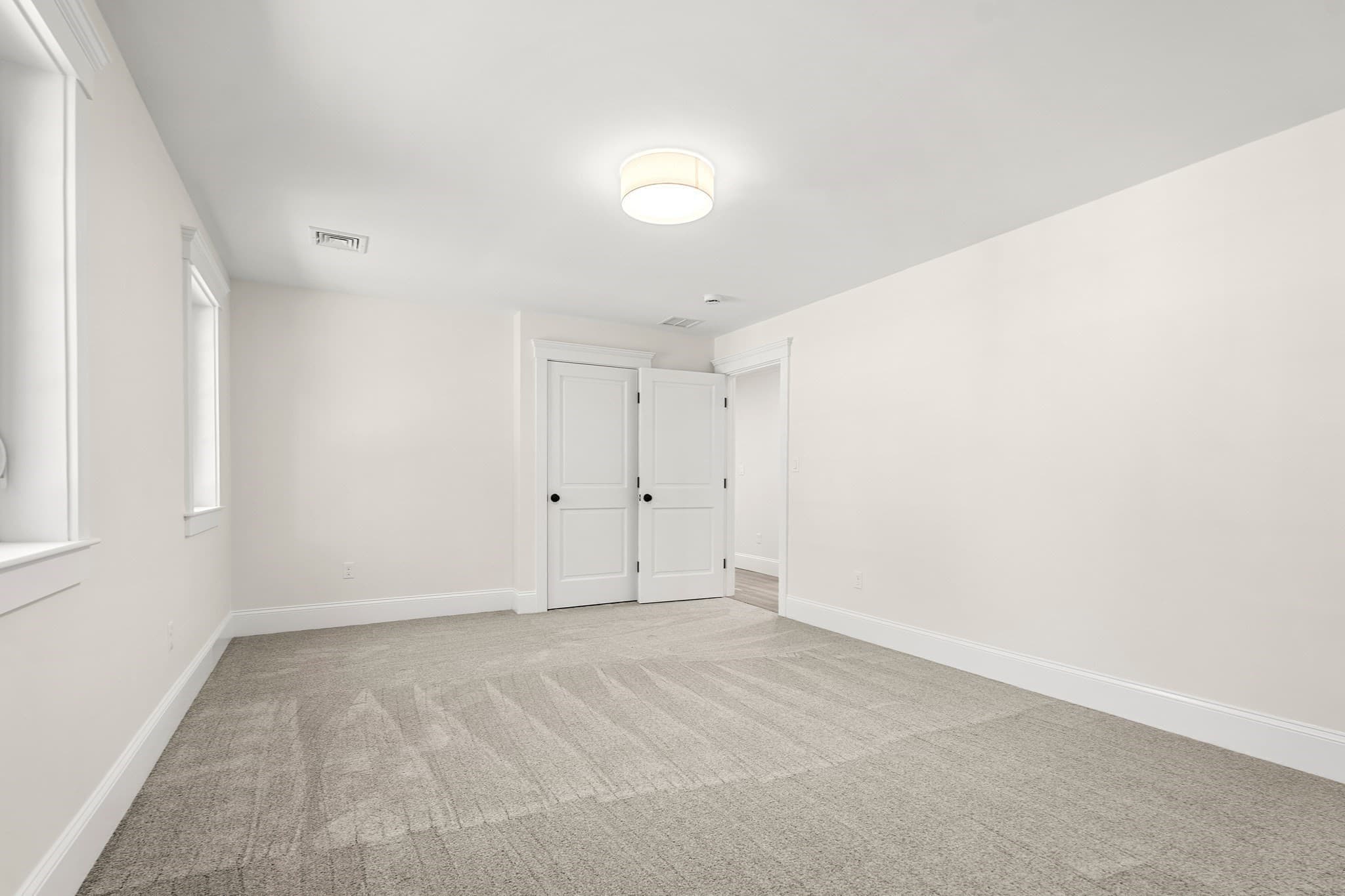 Single Family Residence at 10 Harvey Park, Lynnfield MA 01940, Lynnfield, photo 33 of 41