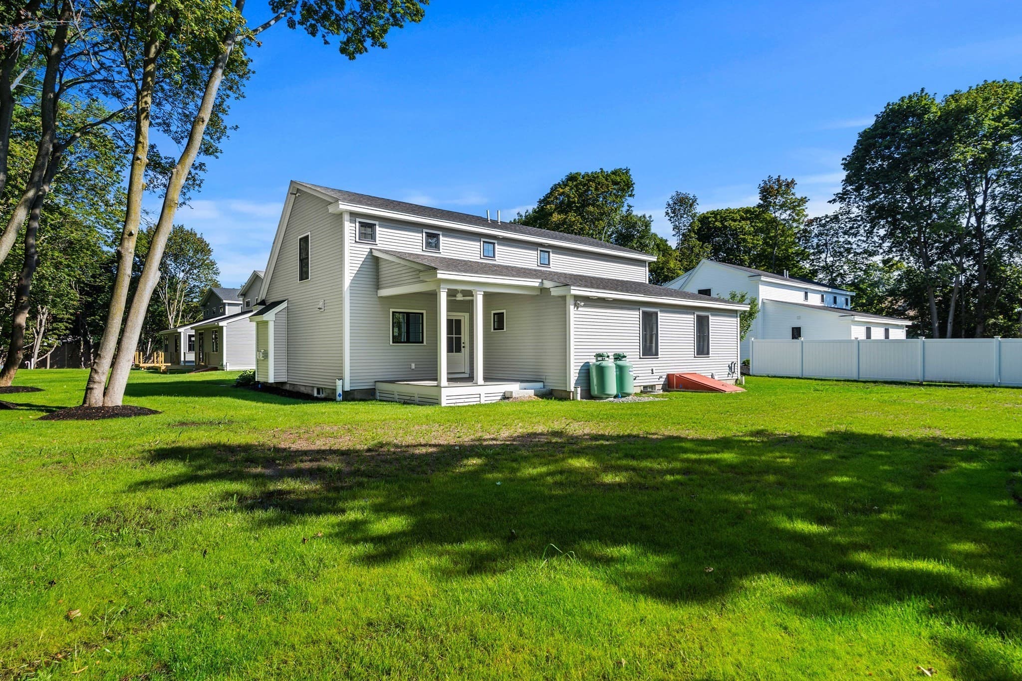 Single Family Residence at 10 Harvey Park, Lynnfield MA 01940, Lynnfield, photo 4 of 41
