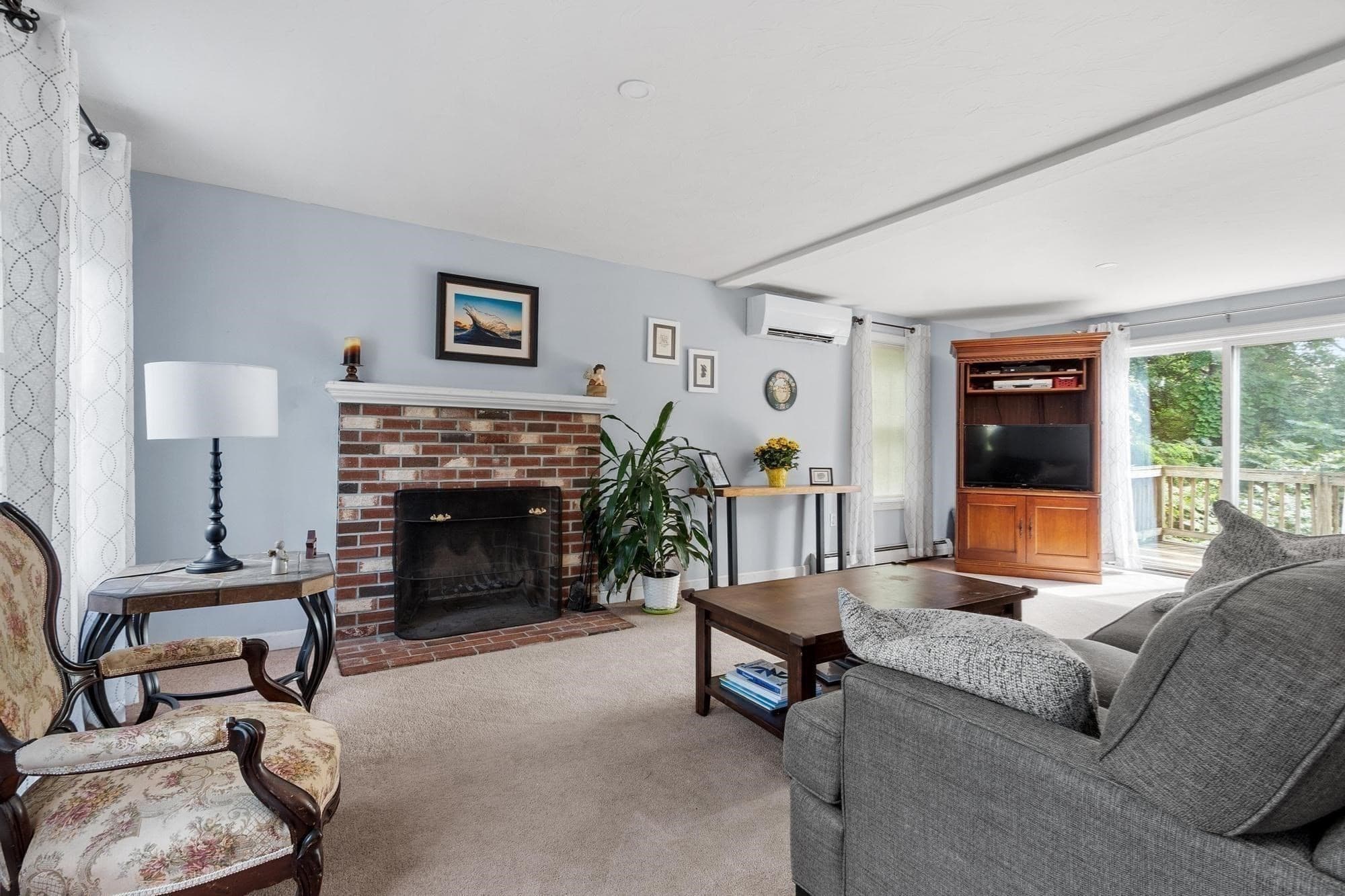 Single Family Residence at 64 Jordans Way, Leominster MA 01453, photo 3 of 22