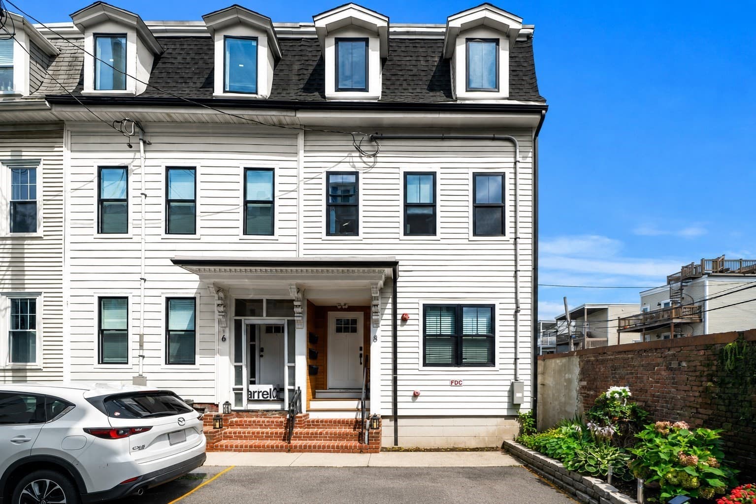 8 Viking St, Boston MA 02127