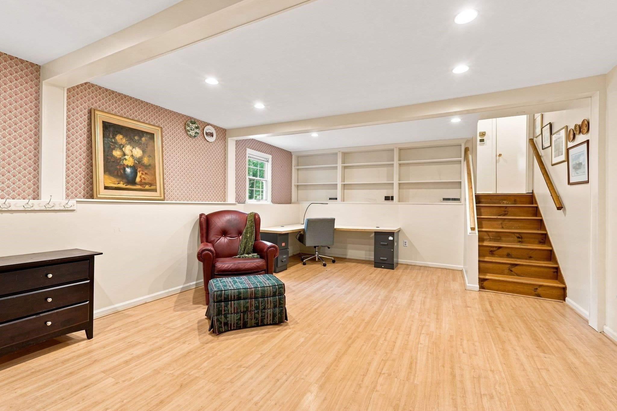 Single Family Residence at 71 Mt Holyoke Drive, Amherst MA 01002, Amherst, photo 30 of 42