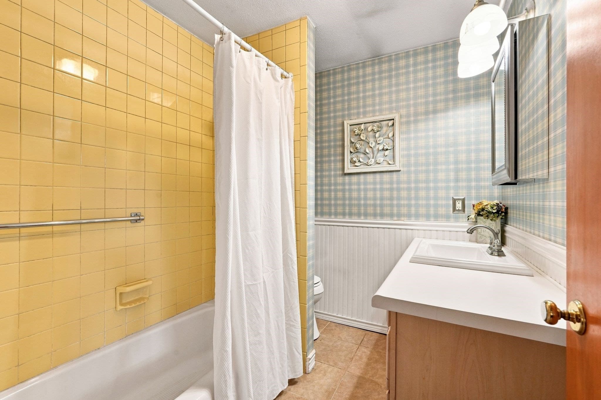 Single Family Residence at 71 Mt Holyoke Drive, Amherst MA 01002, Amherst, photo 18 of 42