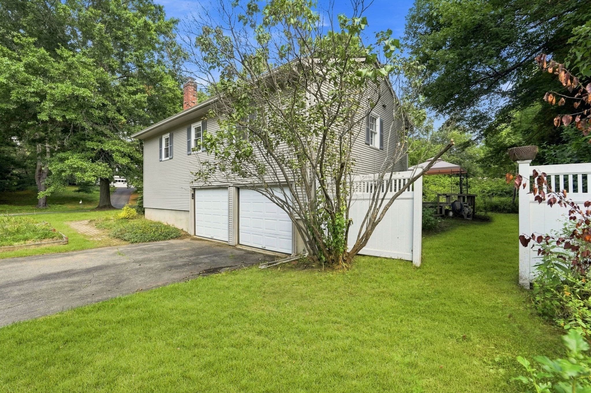 Single Family Residence at 71 Mt Holyoke Drive, Amherst MA 01002, Amherst, photo 37 of 42