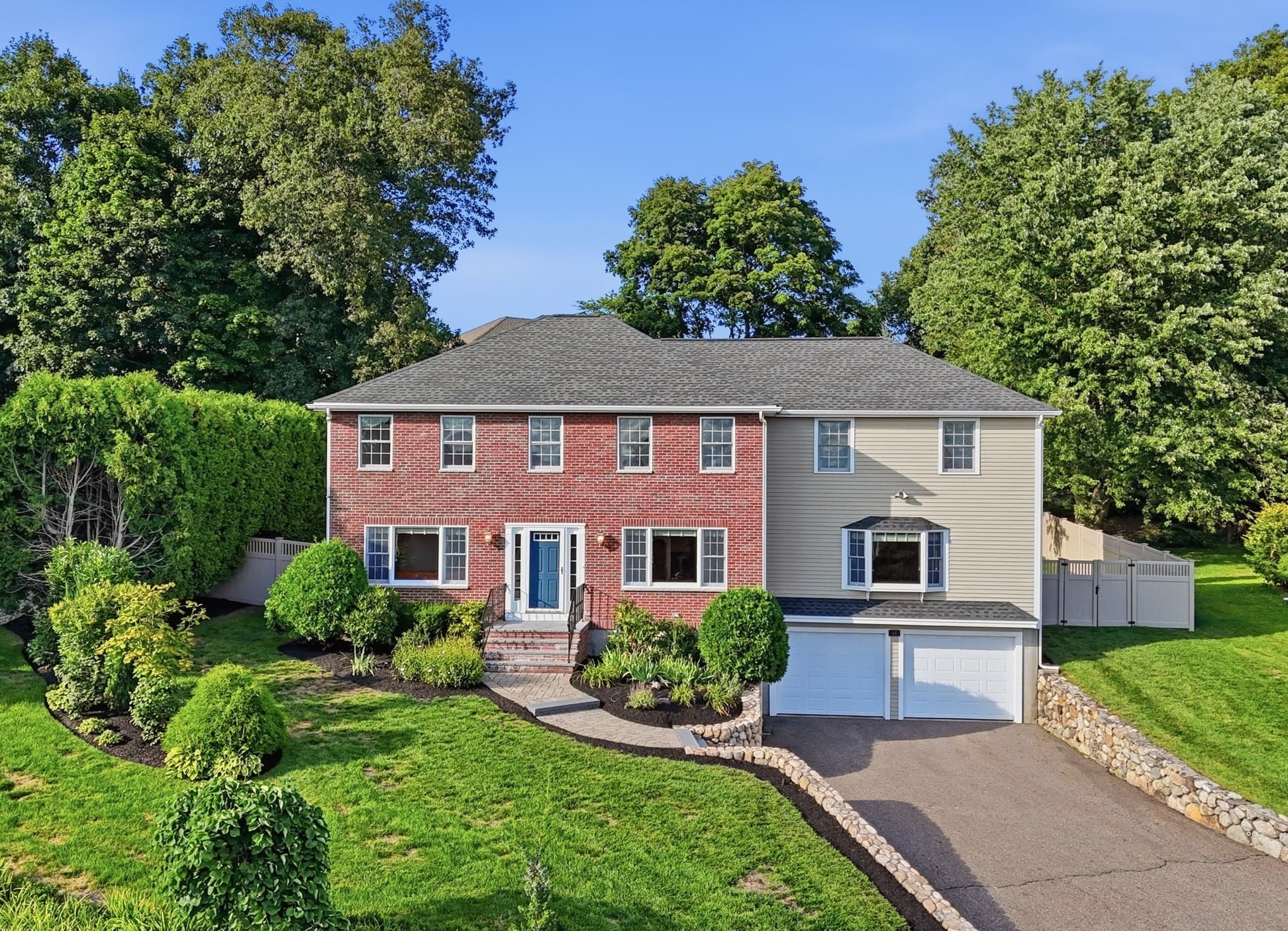 44 Raffaele Drive, Waltham MA 02452