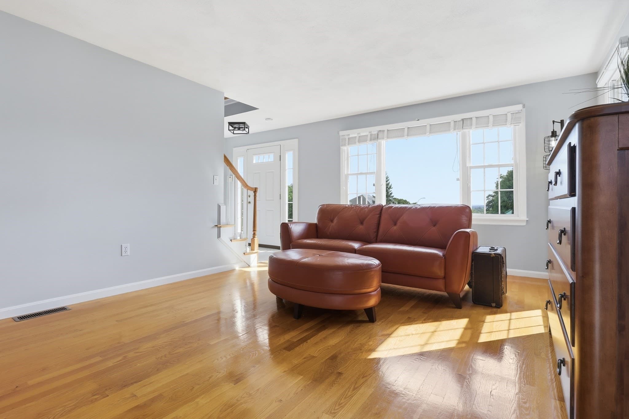 Single Family Residence at 44 Raffaele Drive, Waltham MA 02452, Waltham, photo 11 of 30