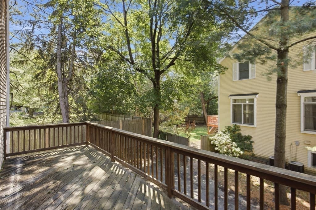 Condominium at 51 Florence St # 51, Newton MA 02467, Newton, photo 26 of 27