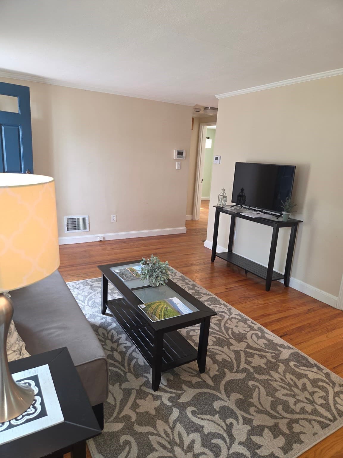 Single Family Residence at 19 Penny Lane, Stoneham MA 02180, Stoneham, photo 9 of 30