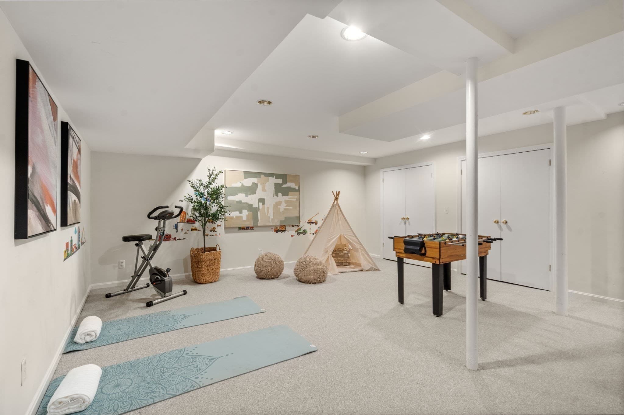 Condominium at 279 Nahanton St # 279, Newton MA 02459, photo 30 of 41