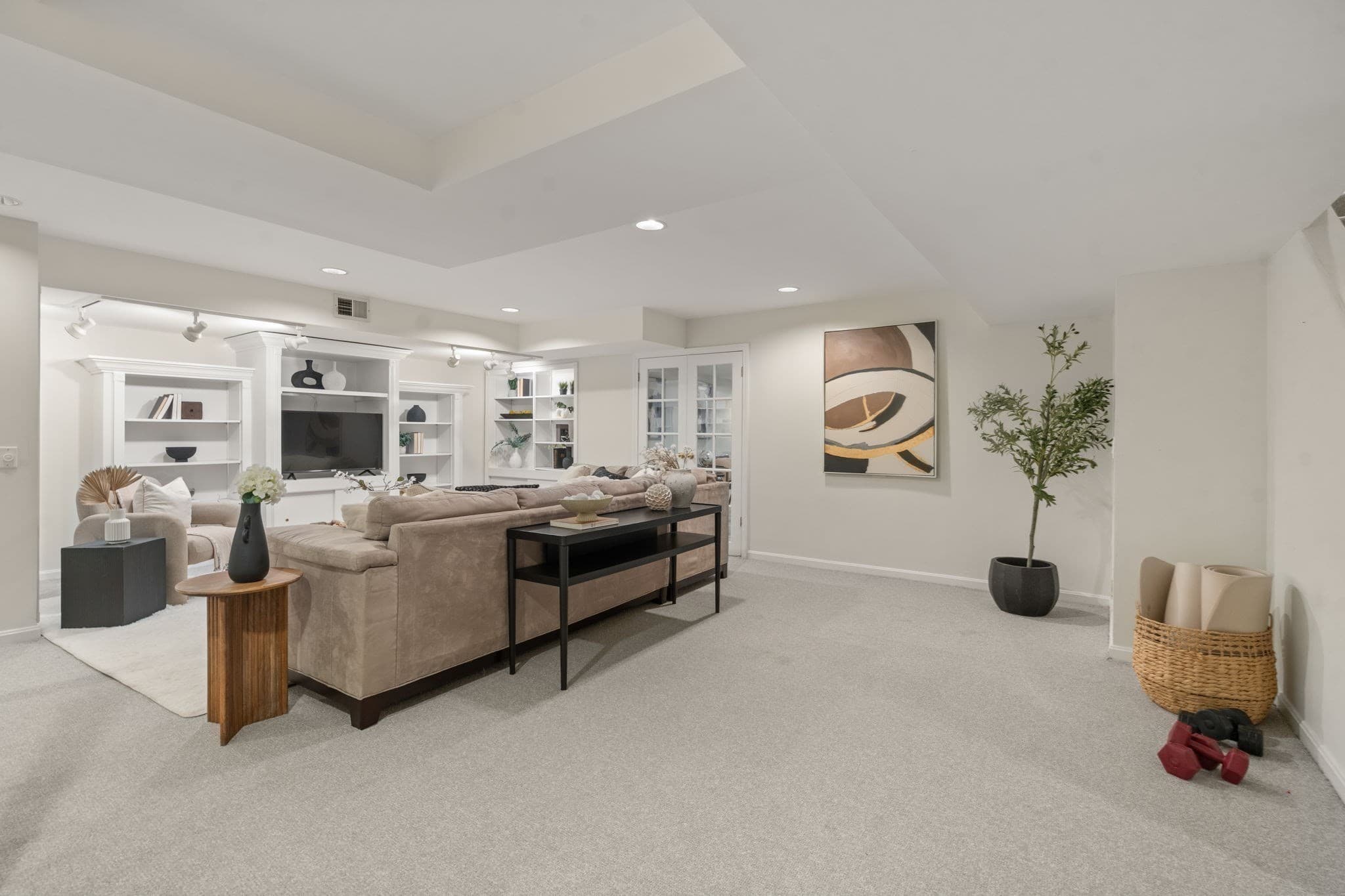 Condominium at 279 Nahanton St # 279, Newton MA 02459, photo 31 of 41