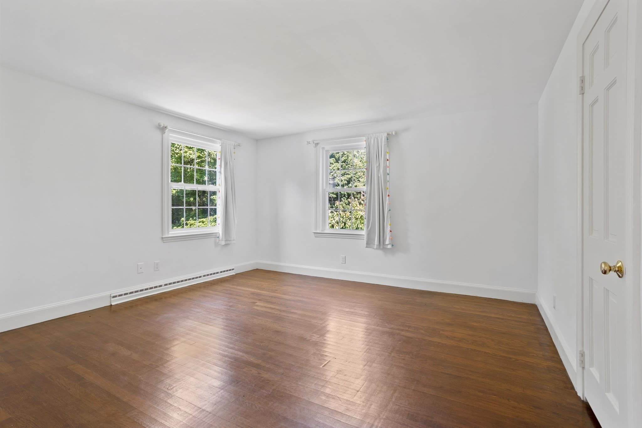 Single Family Residence at 4 Meadowbrook Rd, Dover MA 02030, Dover, photo 13 of 27