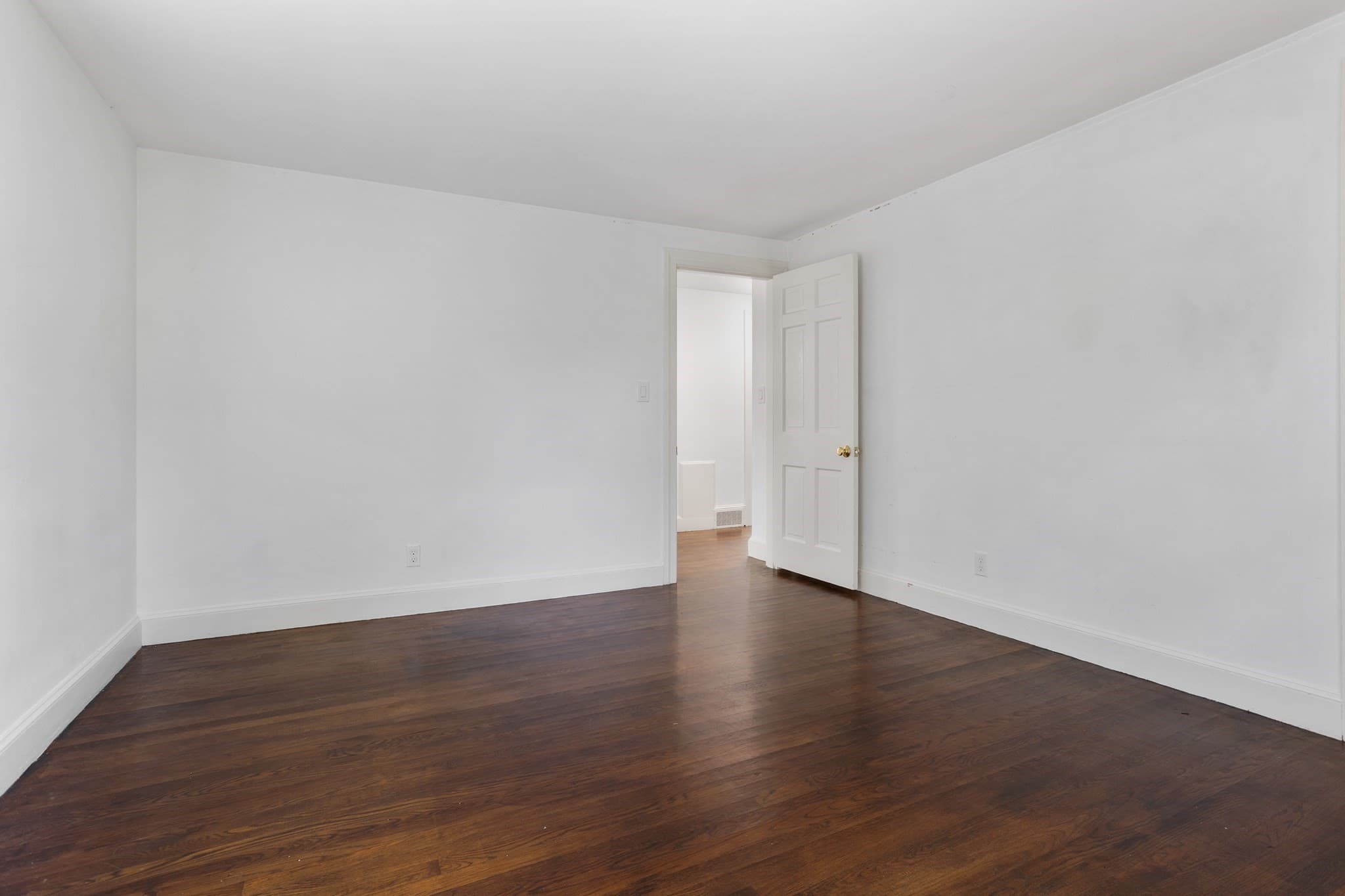 Single Family Residence at 4 Meadowbrook Rd, Dover MA 02030, Dover, photo 20 of 27