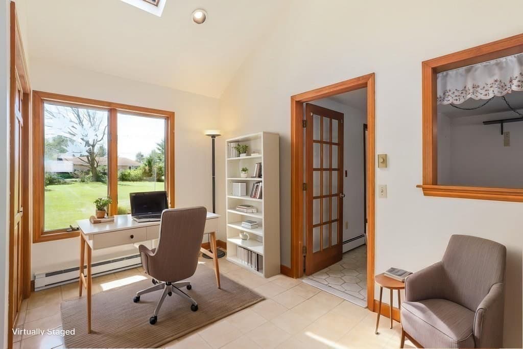 Single Family Residence at 199 Main St, Shrewsbury MA 01545, Shrewsbury, photo 12 of 41