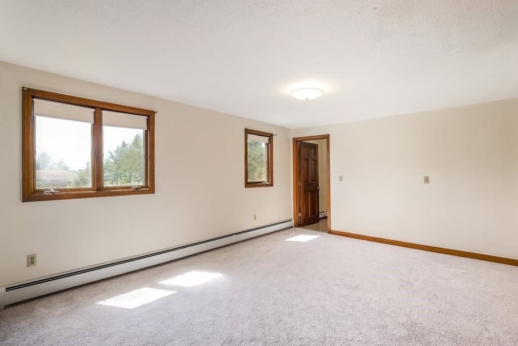 Single Family Residence at 199 Main St, Shrewsbury MA 01545, Shrewsbury, photo 14 of 41
