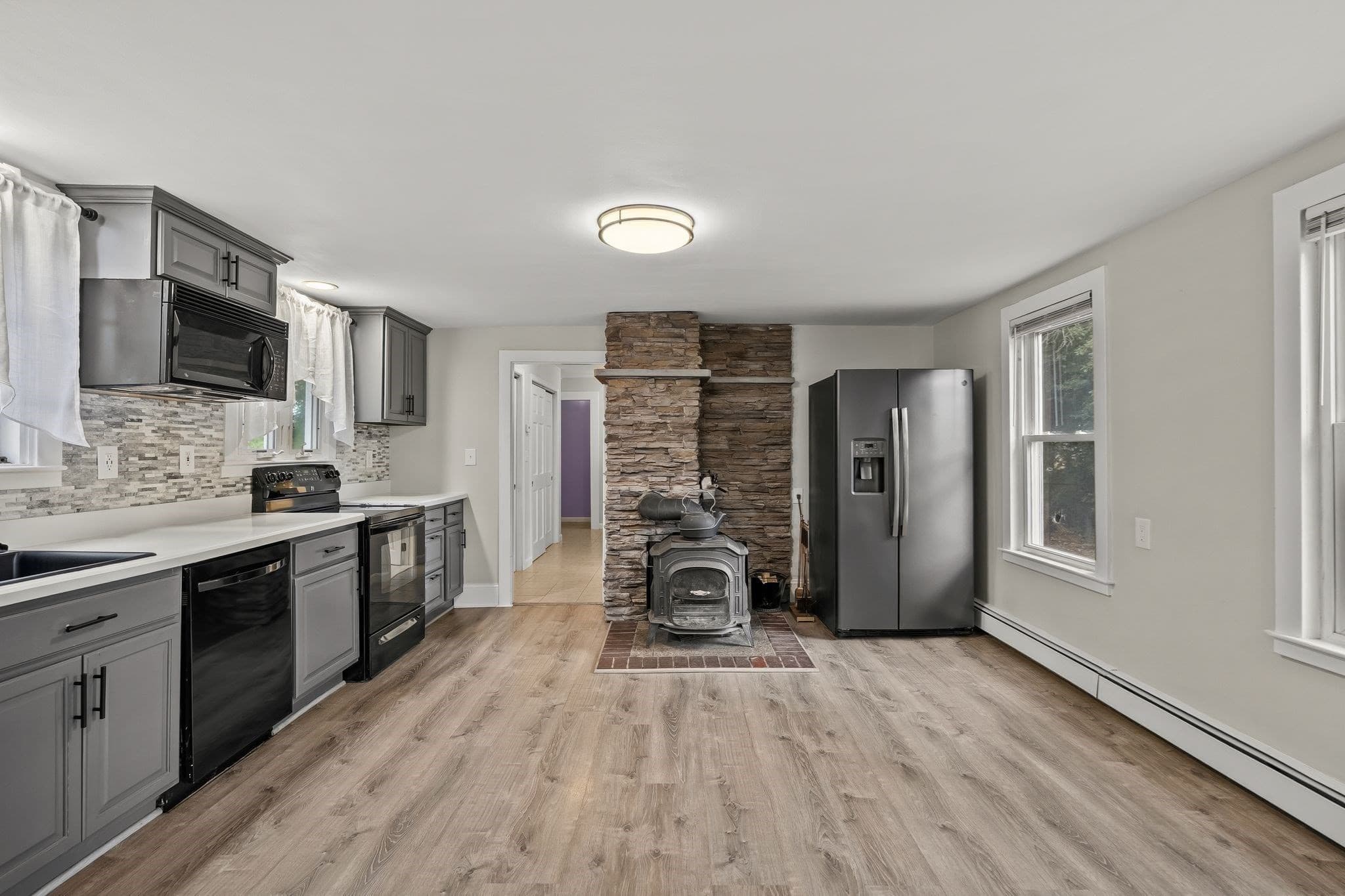 Single Family Residence at 352 Plymouth St, Abington MA 02351, Abington, photo 13 of 41