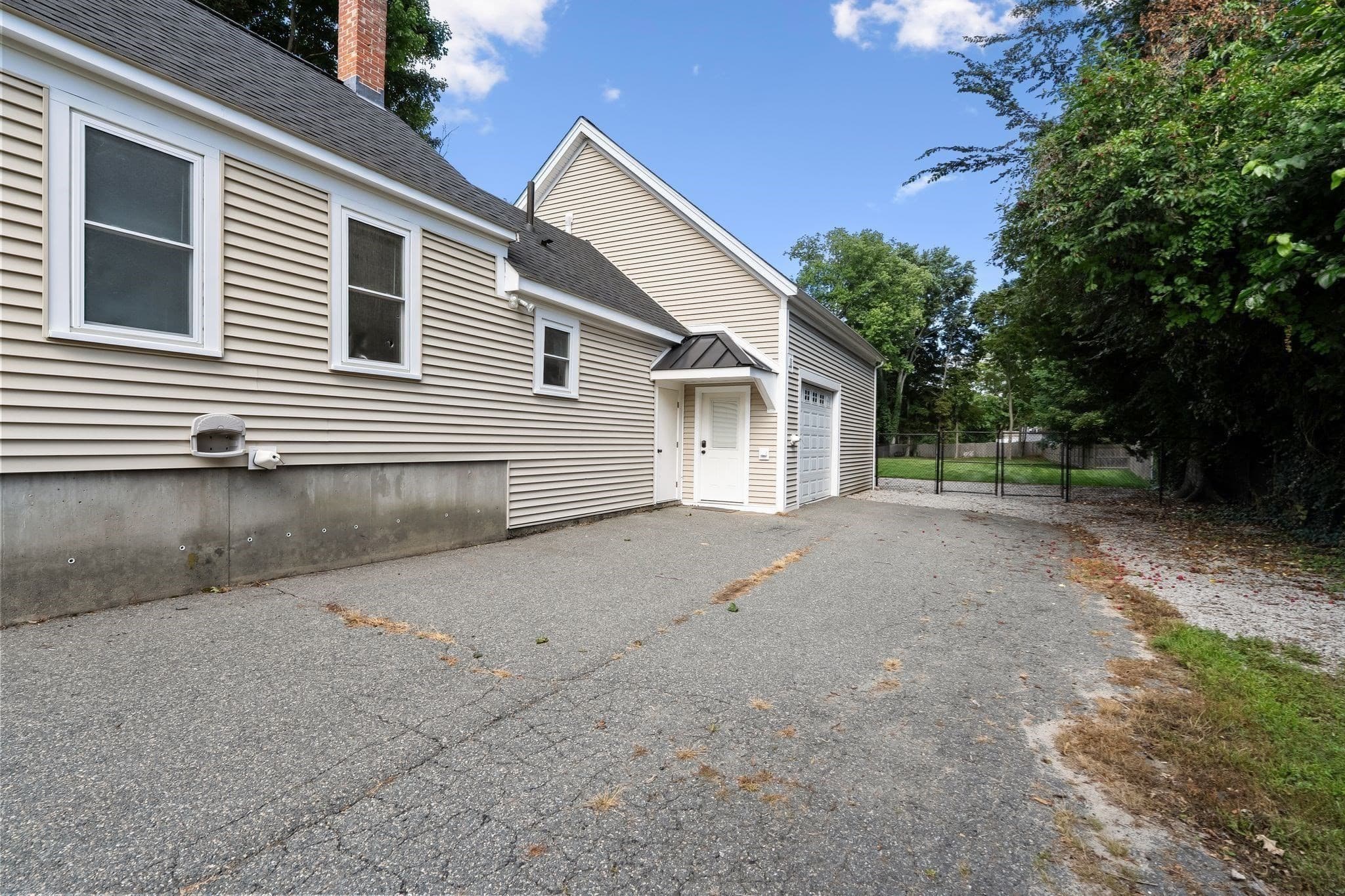 Single Family Residence at 352 Plymouth St, Abington MA 02351, Abington, photo 30 of 41