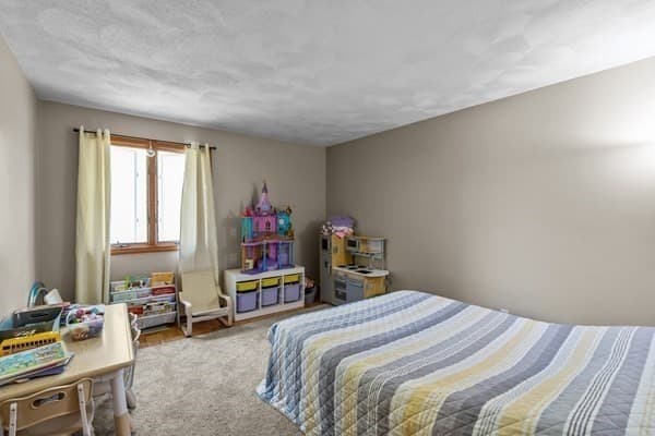 Single Family Residence at 394 Lees River Avenue, Somerset MA 02725, photo 27 of 34
