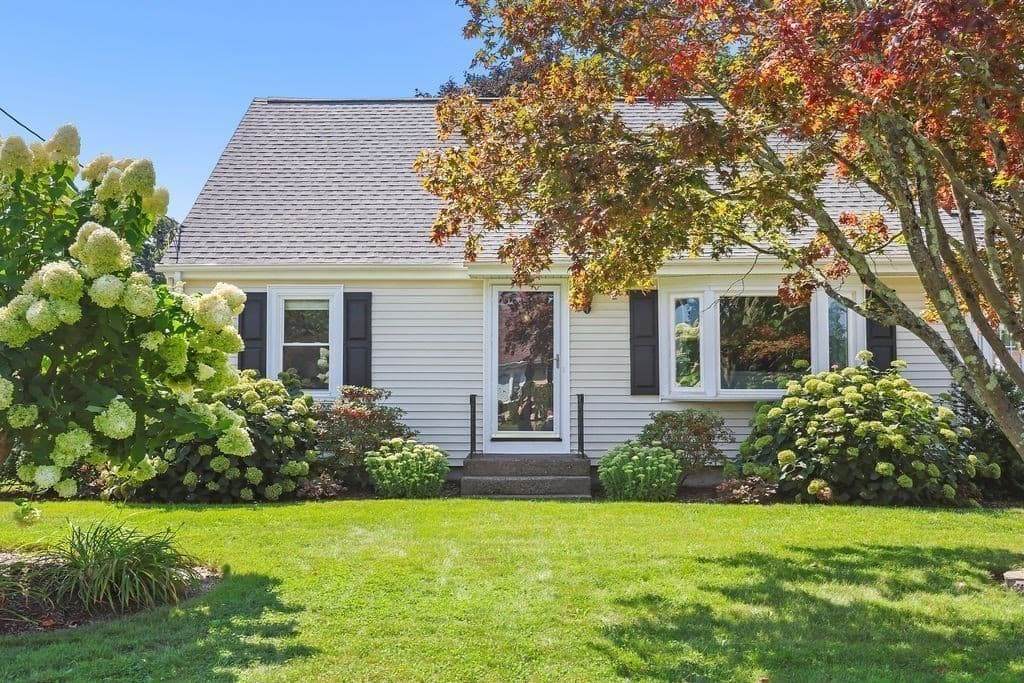 Single Family Residence at 17 Jean Dr, Seekonk MA 02771, Seekonk, photo 14 of 29