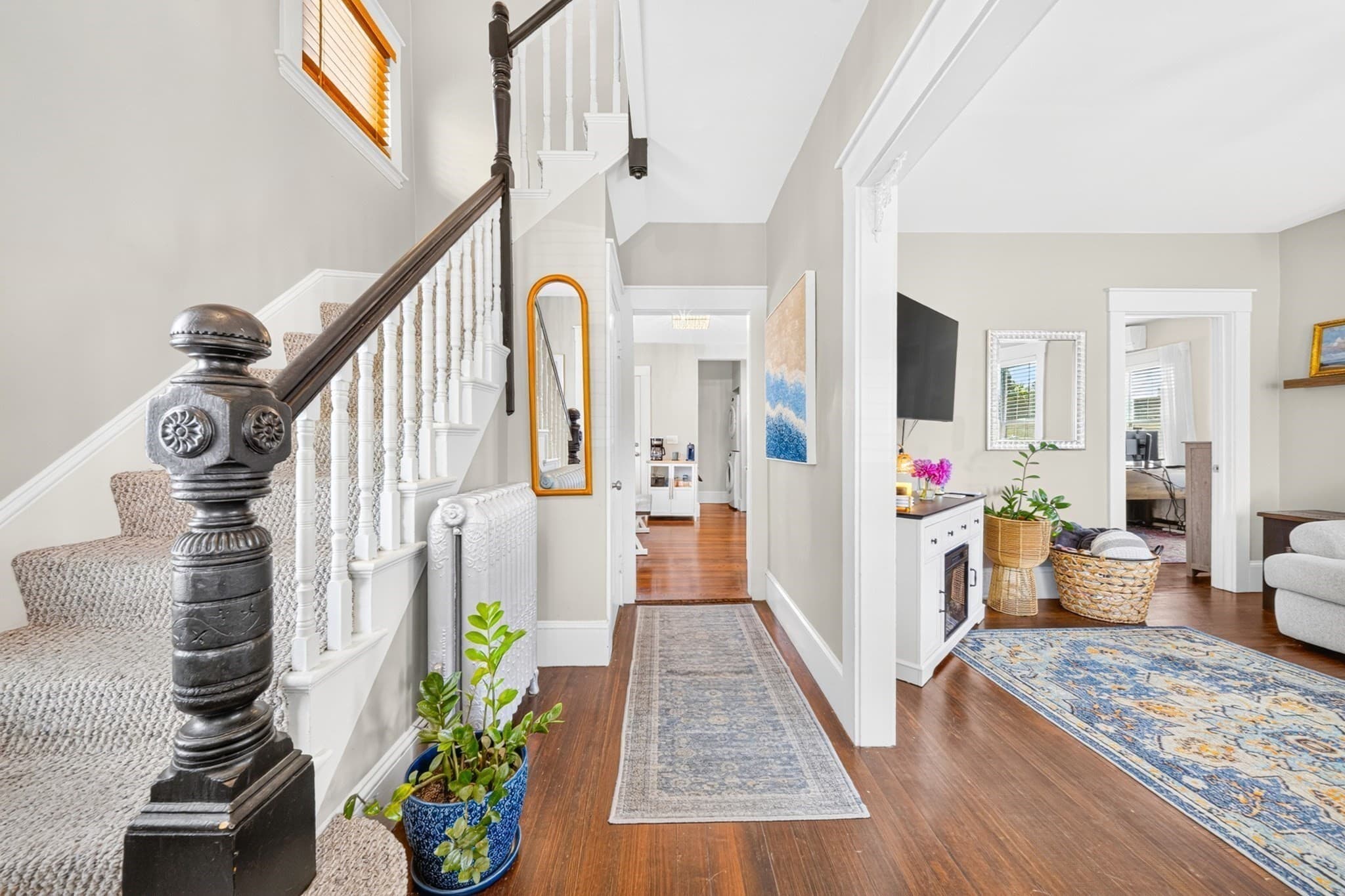 Single Family Residence at 542 Shirley St, Winthrop MA 02152, Winthrop, photo 2 of 27