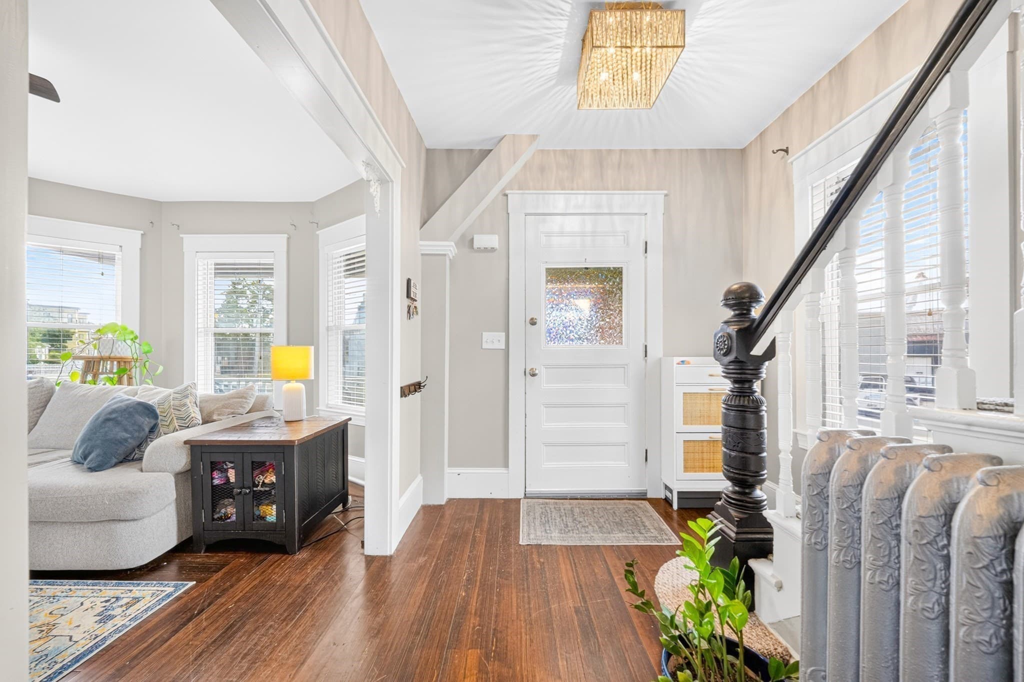 Single Family Residence at 542 Shirley St, Winthrop MA 02152, Winthrop, photo 4 of 27