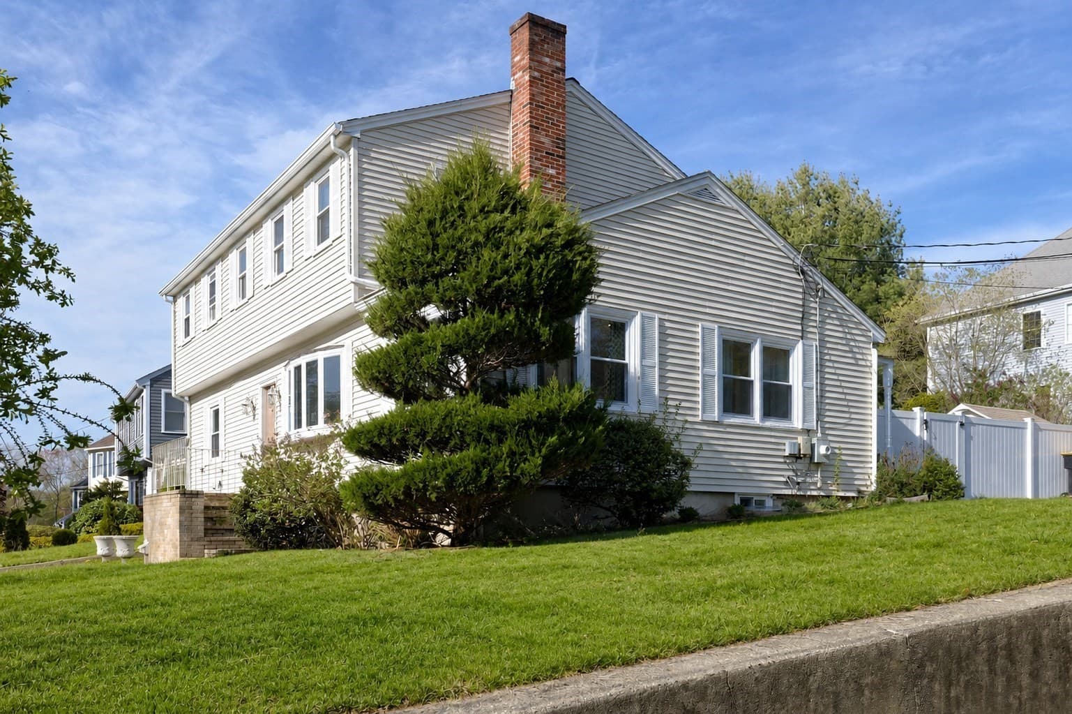 Single Family Residence at 11 Pitt Rd., Framingham MA 01701, Framingham, photo 2 of 41
