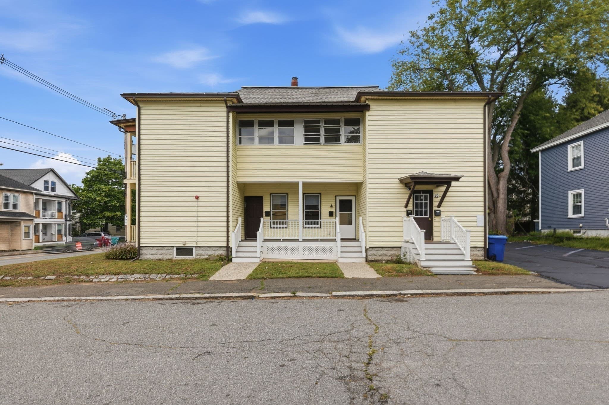 4 Family at 941 Lakeview Ave, Lowell MA 01850, Lowell, photo 32 of 39