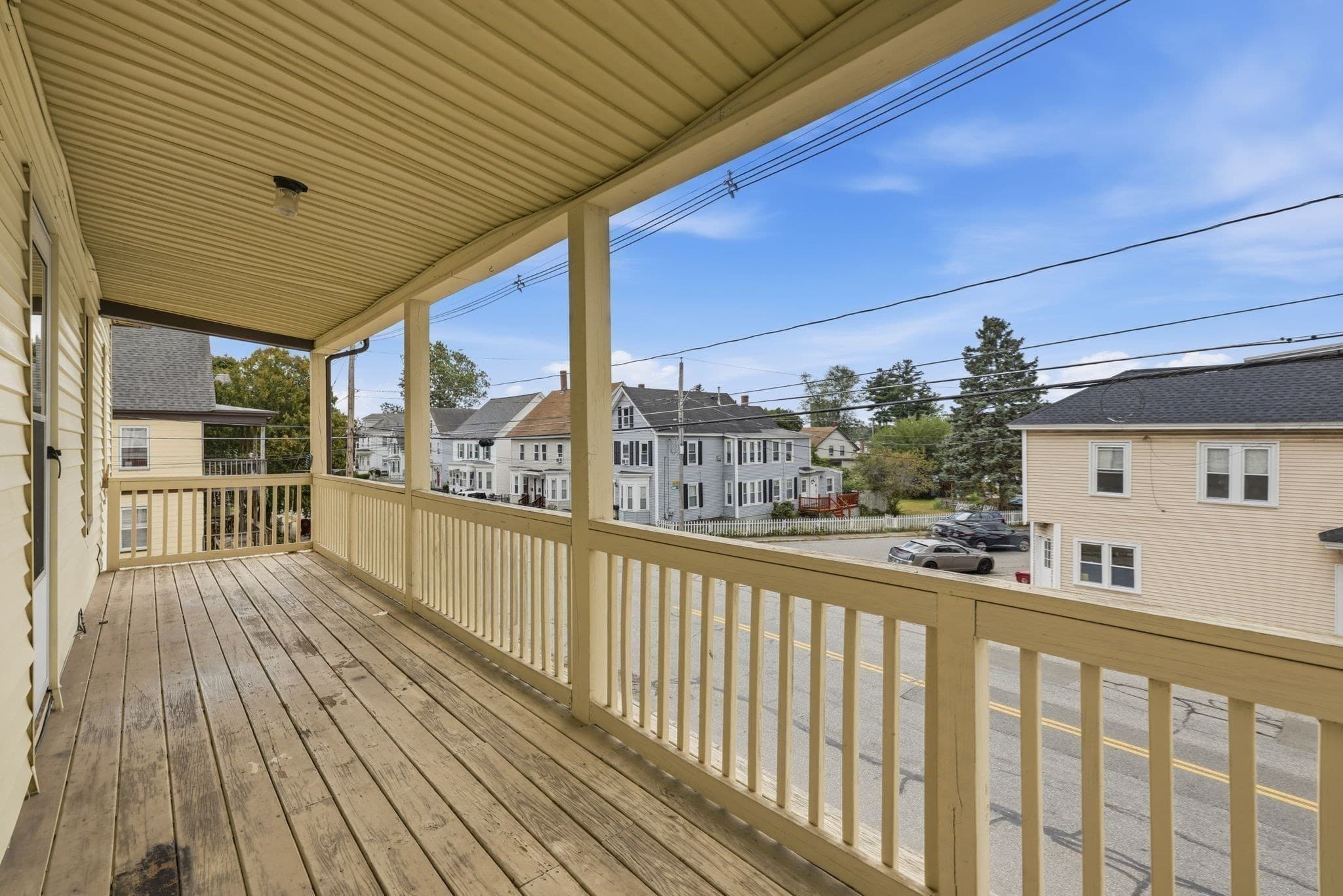 4 Family at 941 Lakeview Ave, Lowell MA 01850, Lowell, photo 15 of 39