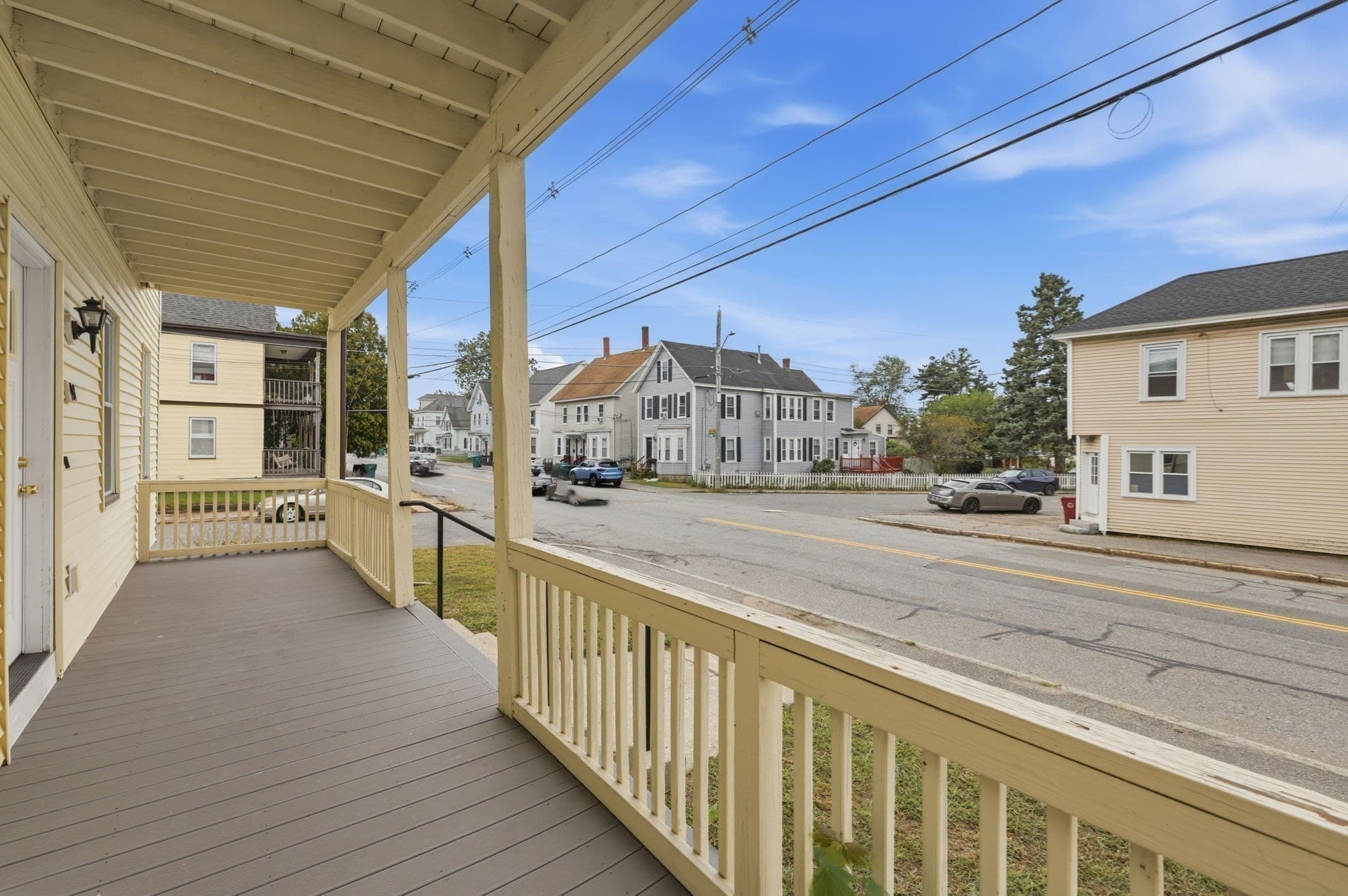 4 Family at 941 Lakeview Ave, Lowell MA 01850, Lowell, photo 8 of 39