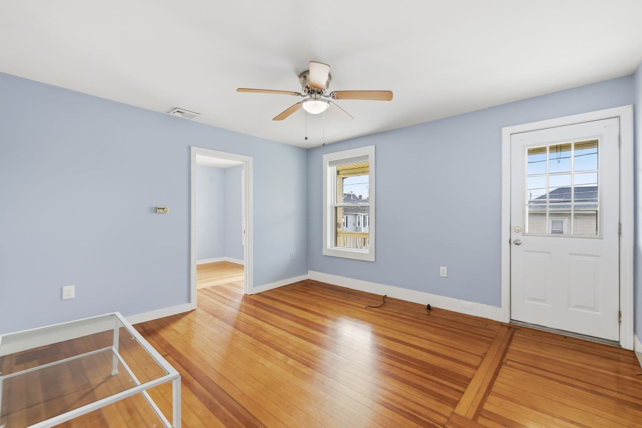 4 Family at 941 Lakeview Ave, Lowell MA 01850, Lowell, photo 25 of 39