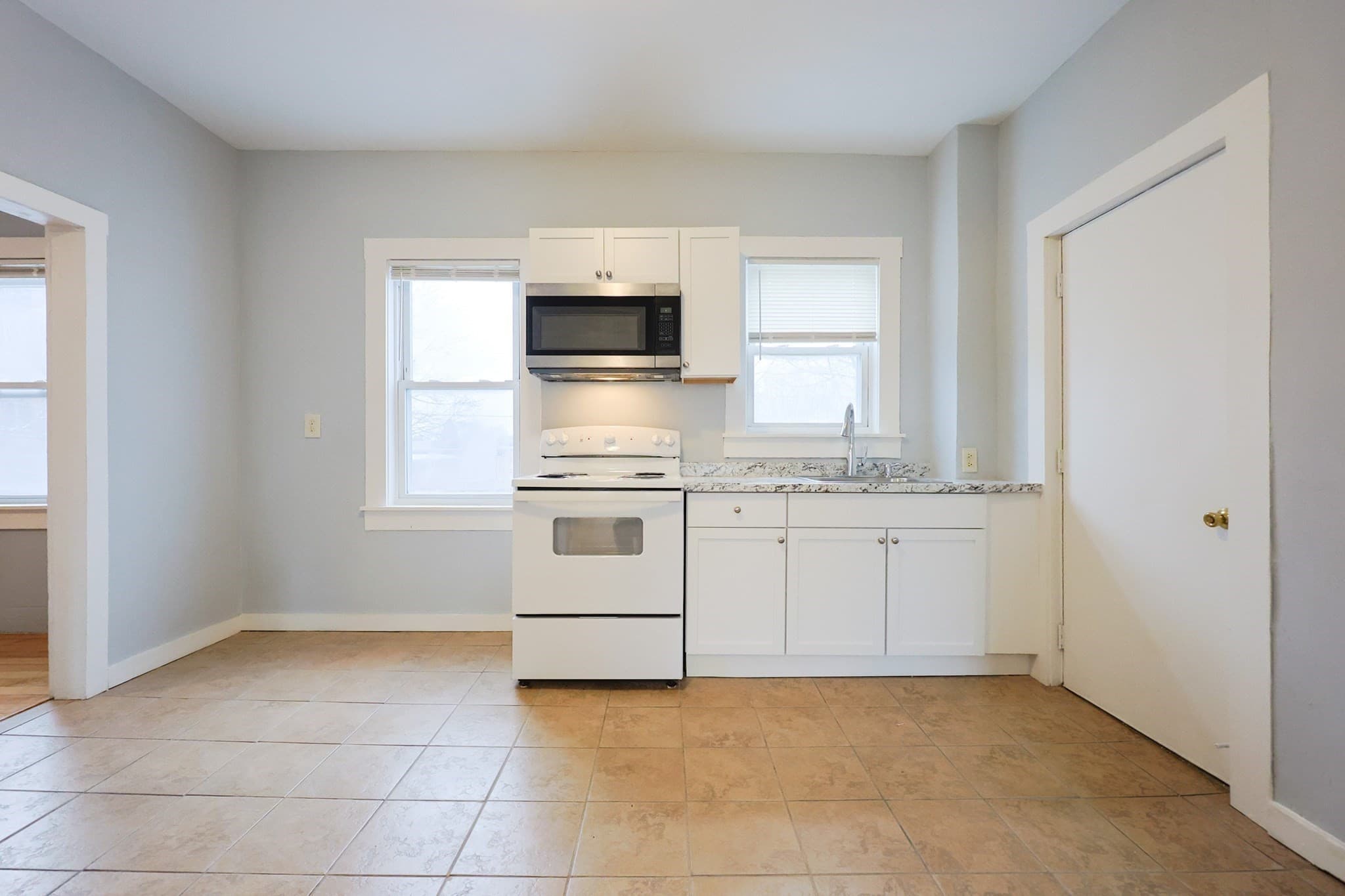 3 Family at 150 Eaton Street, Brockton MA 02301, Brockton, photo 20 of 40