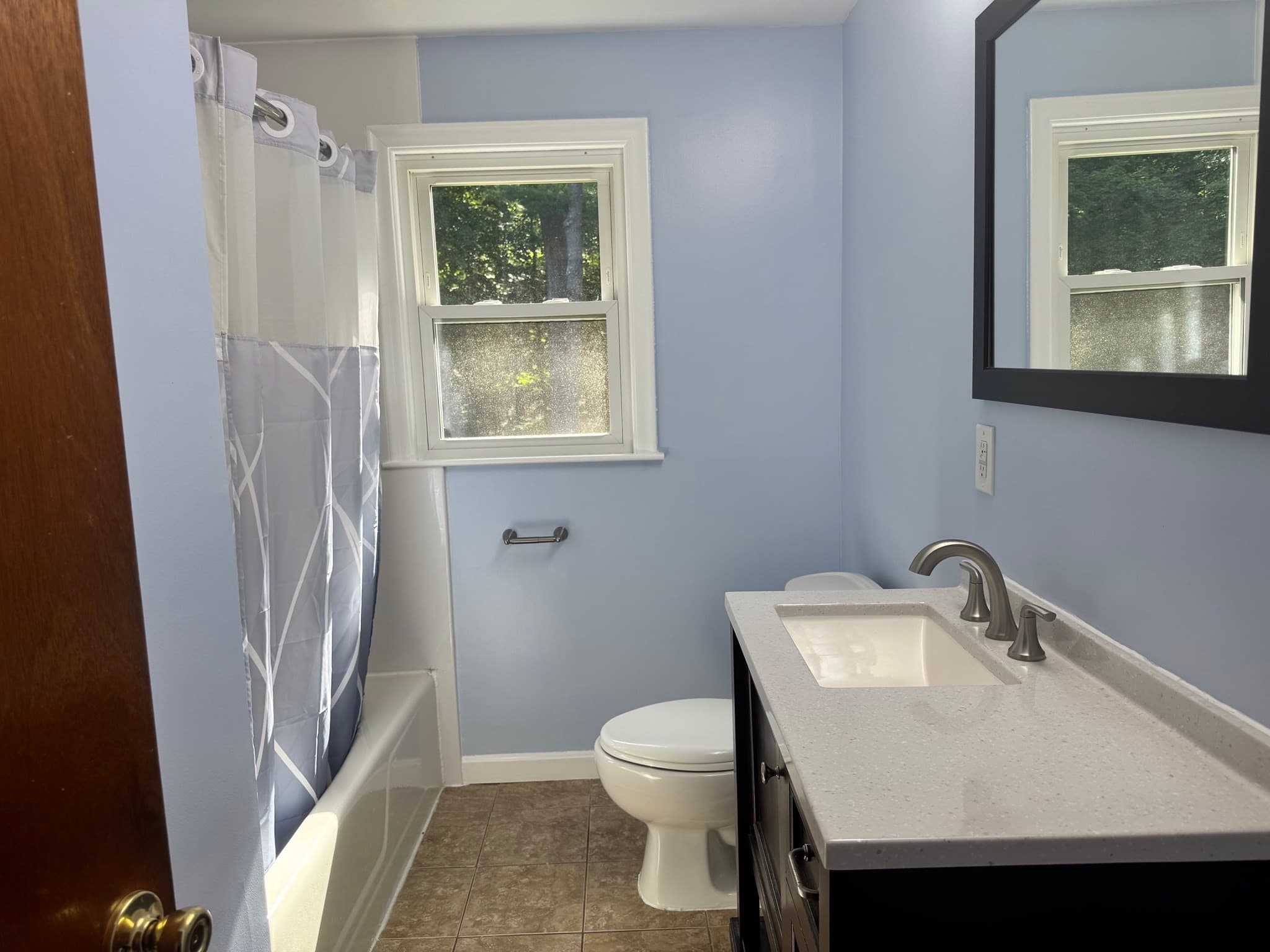 Single Family Residence at 56 Valleyview Rd, Leominster MA 01453, photo 6 of 28