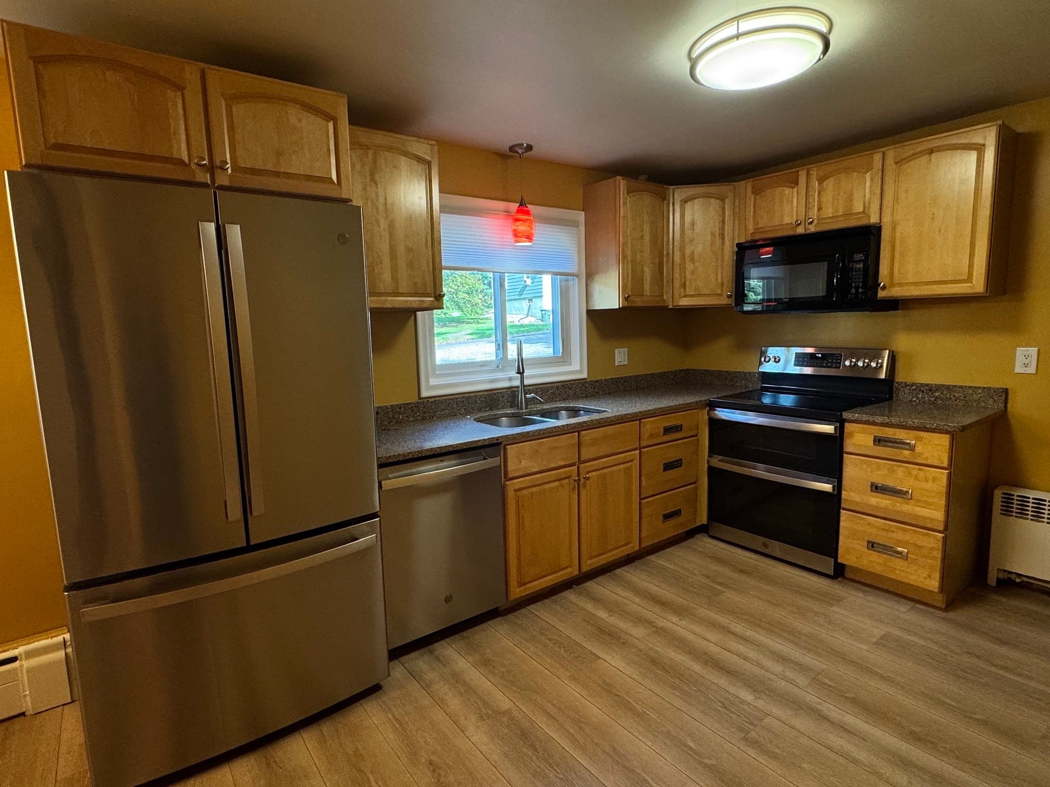 Single Family Residence at 56 Valleyview Rd, Leominster MA 01453, photo 5 of 28