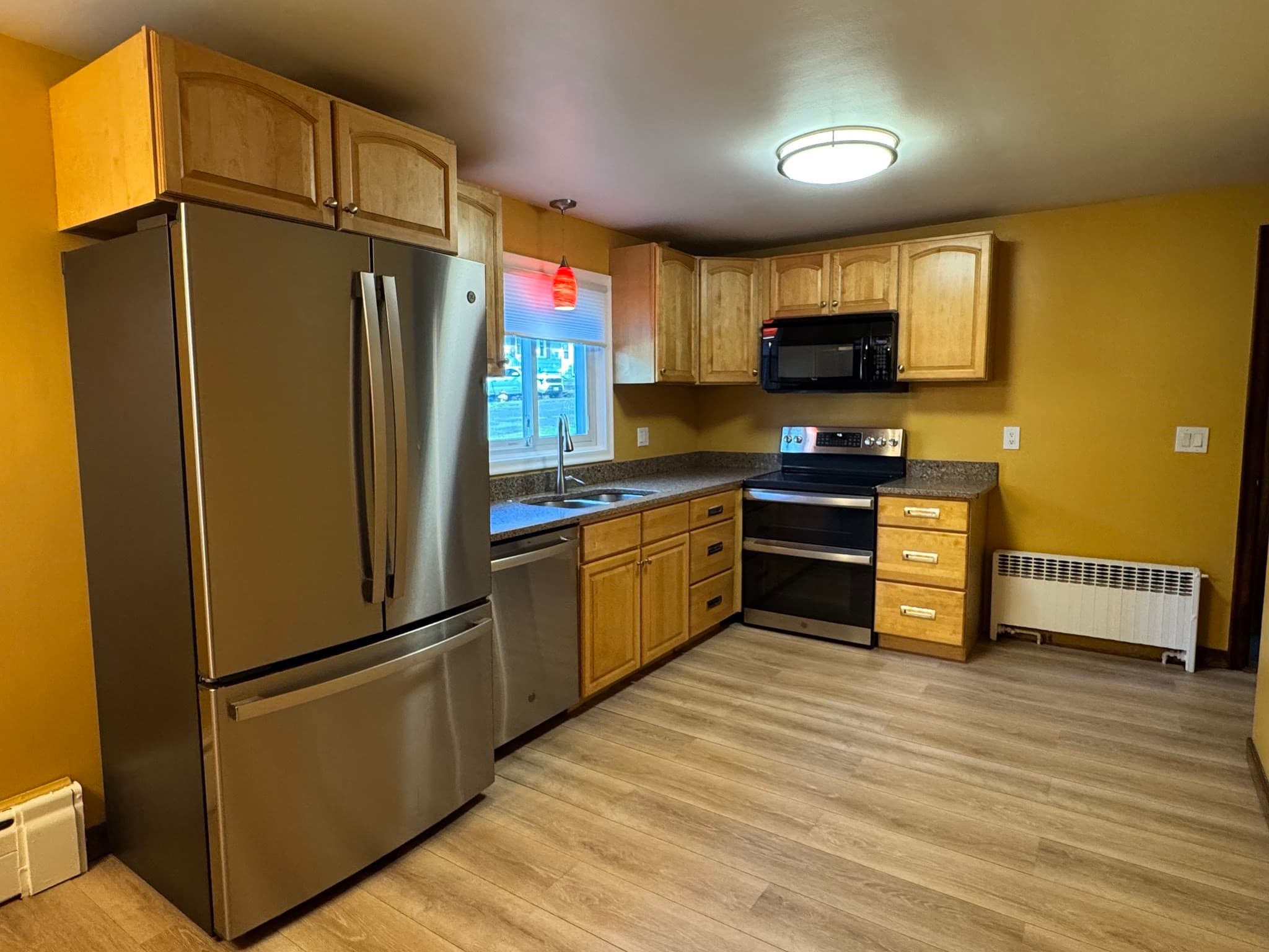 Single Family Residence at 56 Valleyview Rd, Leominster MA 01453, photo 4 of 28