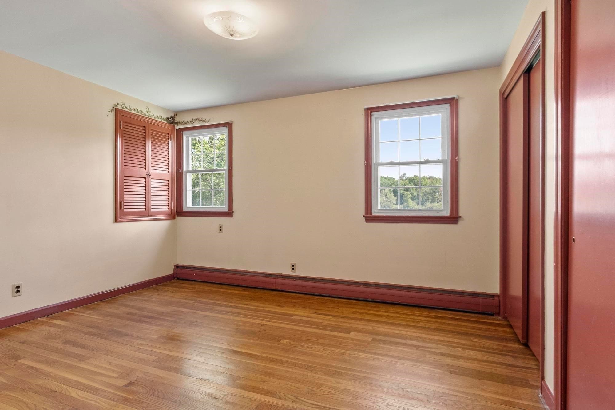 Single Family Residence at 40 Mill St, Gardner MA 01440, Gardner, photo 27 of 42
