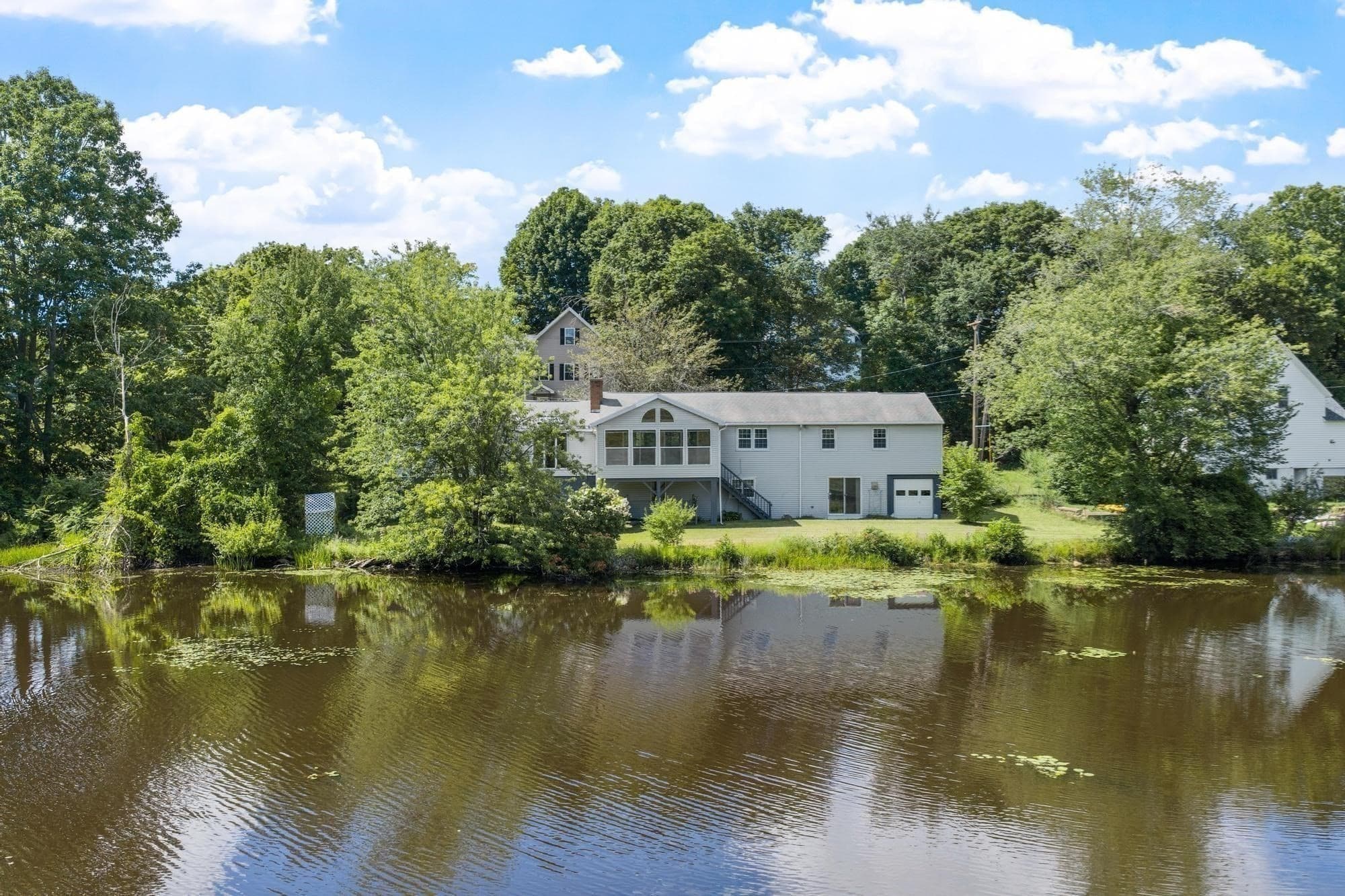 Single Family Residence at 40 Mill St, Gardner MA 01440, Gardner, photo 5 of 42