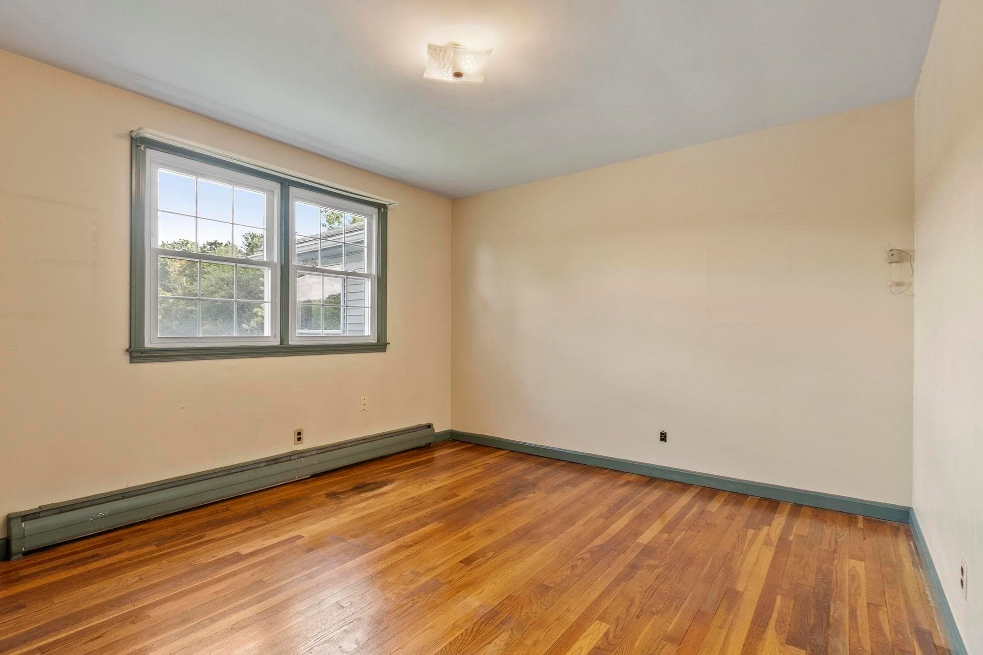Single Family Residence at 40 Mill St, Gardner MA 01440, Gardner, photo 25 of 42