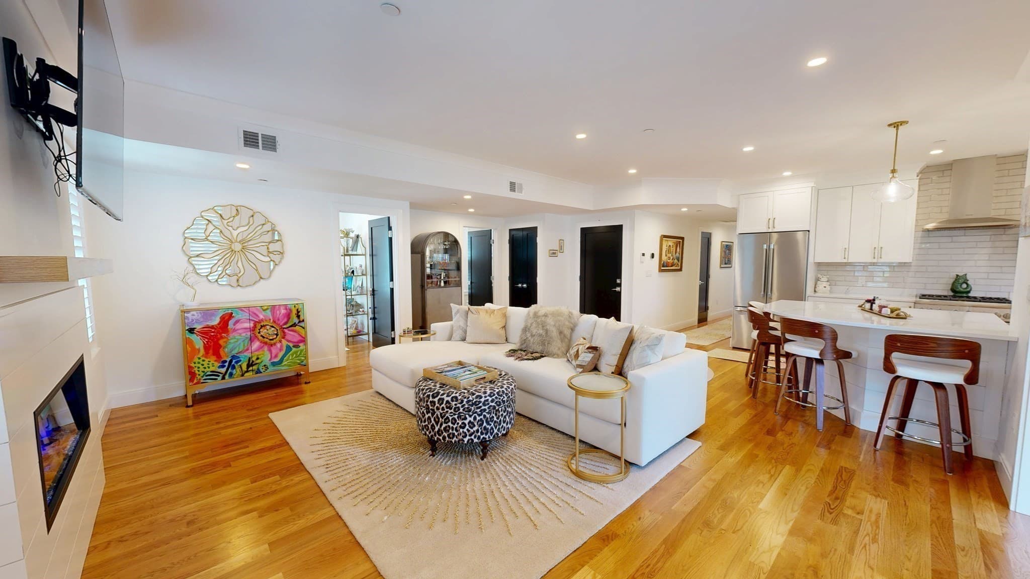 Condominium at 20 Lawrence St # 2, Wakefield MA 01880, photo 4 of 23