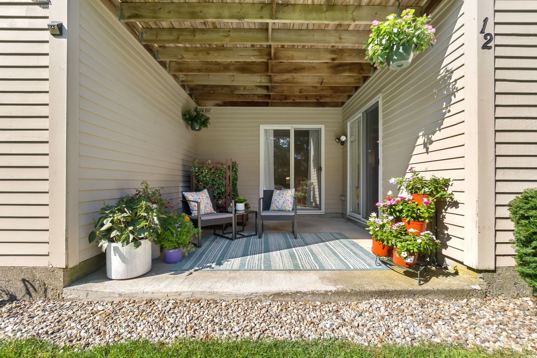 Condominium at 4 Duck Pond Rd # 206, Beverly MA 01915, Beverly, photo 22 of 29