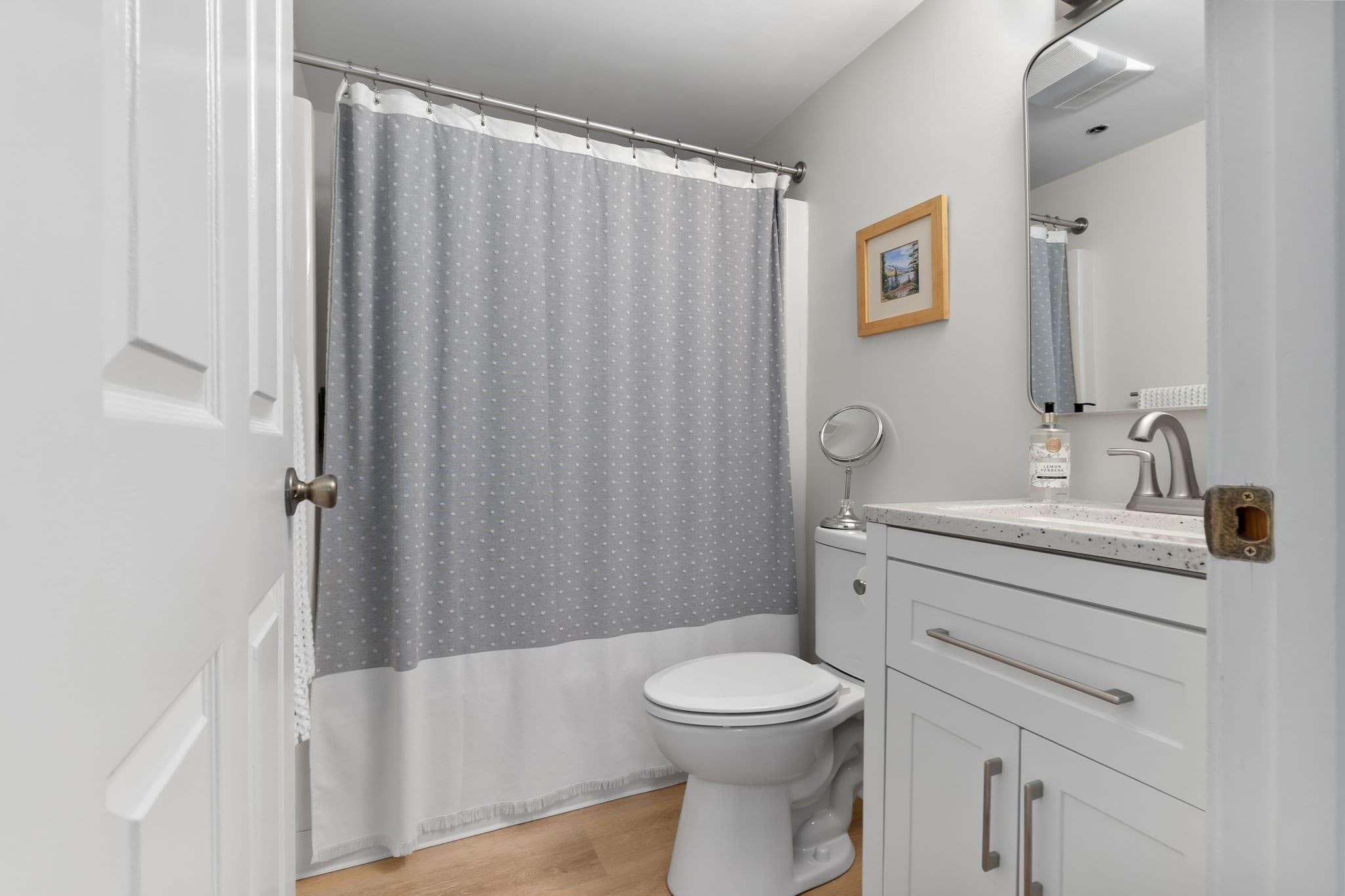 Condominium at 4 Duck Pond Rd # 206, Beverly MA 01915, Beverly, photo 14 of 29