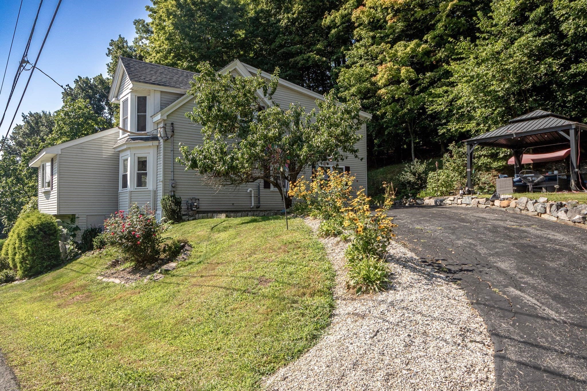 Single Family Residence at 50 Linwood Street, Haverhill MA 01830, photo 2 of 36