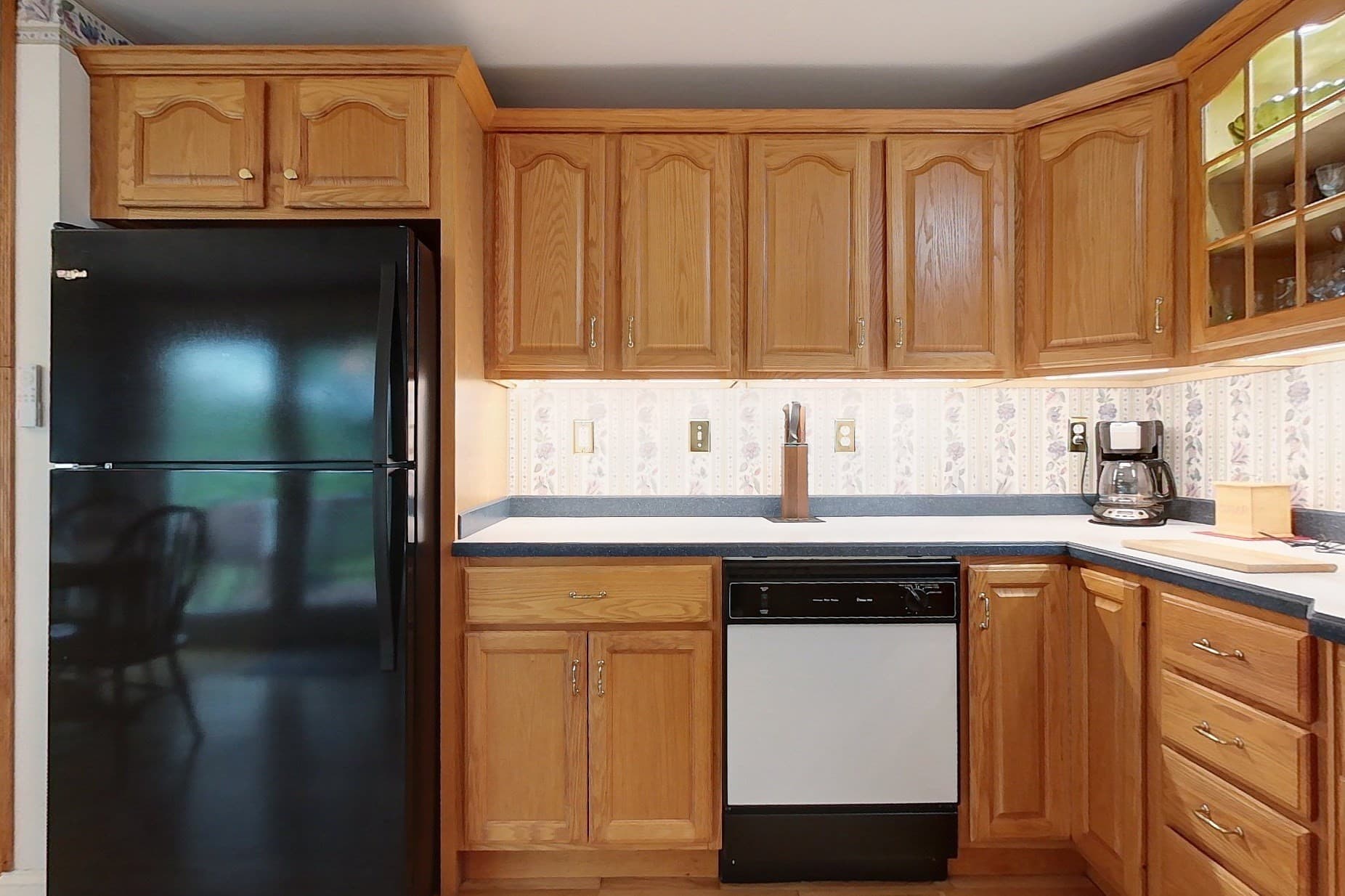 Single Family Residence at 220 River Rd, Lowell MA 01852, Lowell, photo 7 of 35