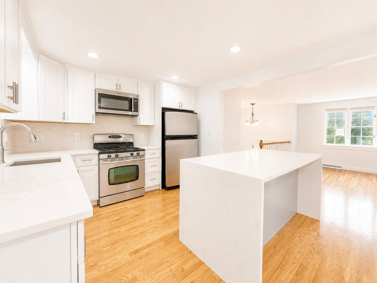 Single Family Residence at 18 Linda St., Foxboro MA 02035, Foxboro, photo 12 of 42